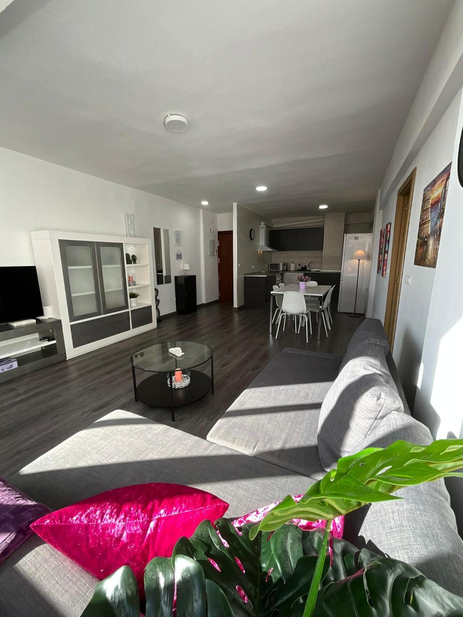 Ayala Apartamento Malaga Exterior photo